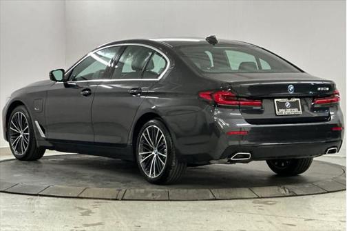 2022 BMW 530e Base