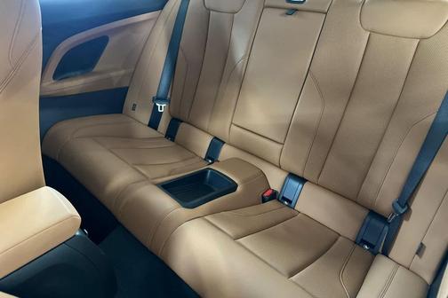 2025 BMW 230 i