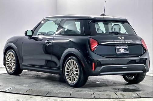 2025 MINI Hardtop Cooper