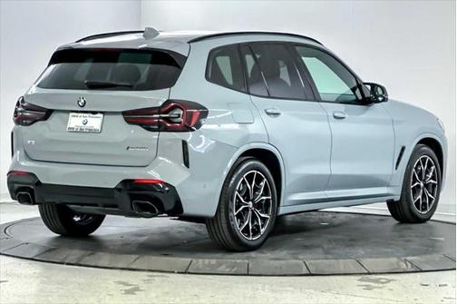 2024 BMW X3 M40i