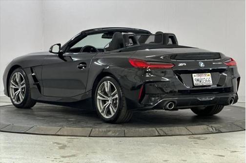 2025 BMW Z4 sDrive30i