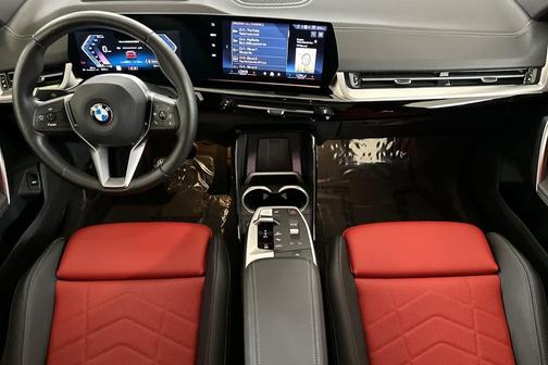2025 BMW X2 xDrive28i