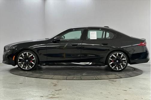 2024 BMW 530 i