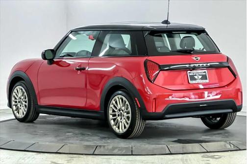 2025 MINI Hardtop Cooper