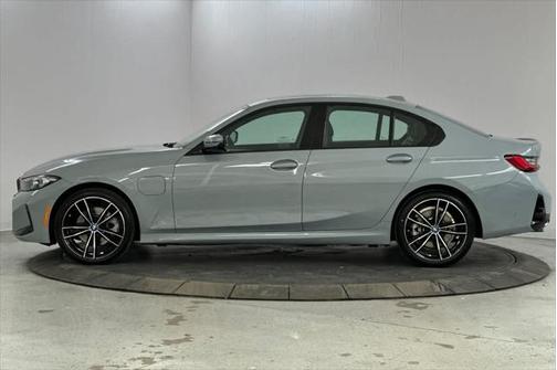 2024 BMW 330e Base