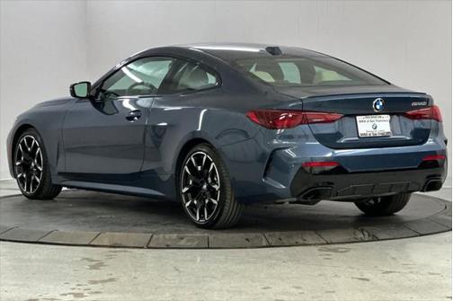 2025 BMW M440 i