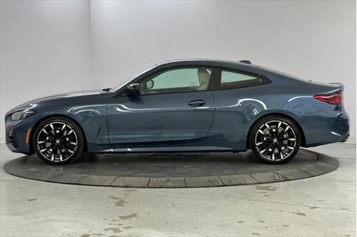 2025 BMW M440 i