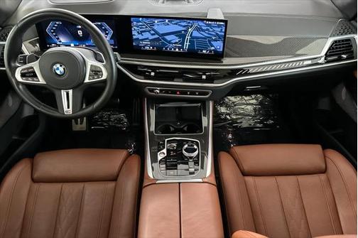 2024 BMW X5 M60i