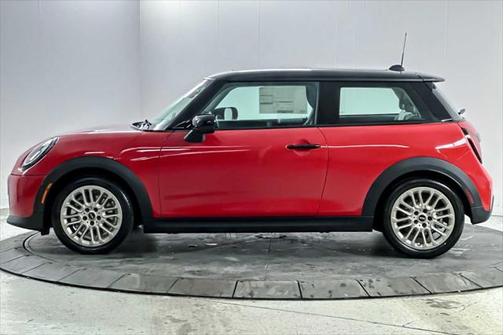 2025 MINI Hardtop Cooper