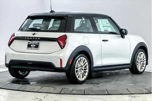 2025 MINI Hardtop Cooper