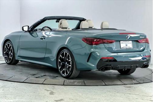 2025 BMW M440 i