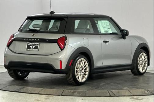 2025 MINI Hardtop Cooper