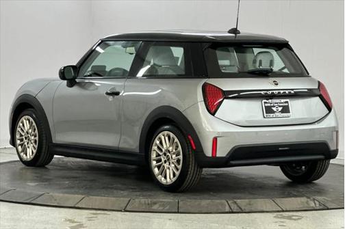 2025 MINI Hardtop Cooper