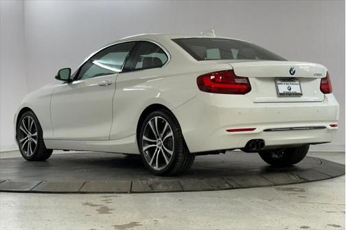 2017 BMW 230 230i