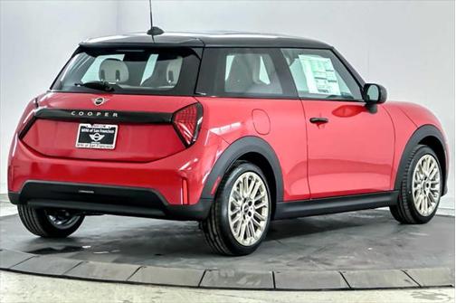 2025 MINI Hardtop Cooper