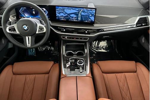 2026 BMW X7 M60i