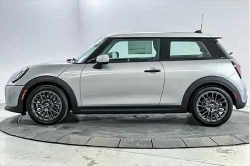 2025 MINI Hardtop Cooper