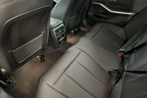 2021 BMW 330 330i