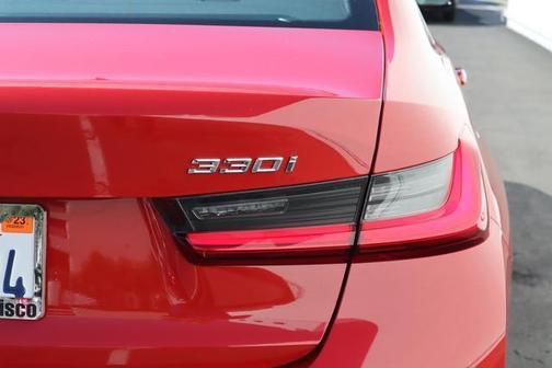 2021 BMW 330 330i