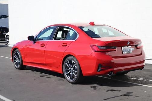 2021 BMW 330 330i