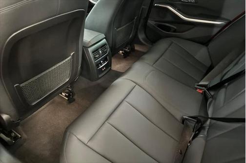 2021 BMW 330 330i