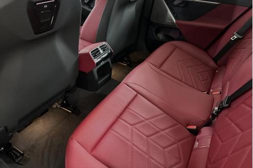 2024 BMW i5 eDrive40