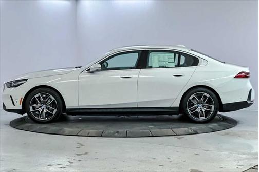 2024 BMW i5 eDrive40