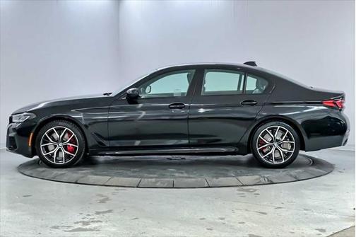 2022 BMW 540 i