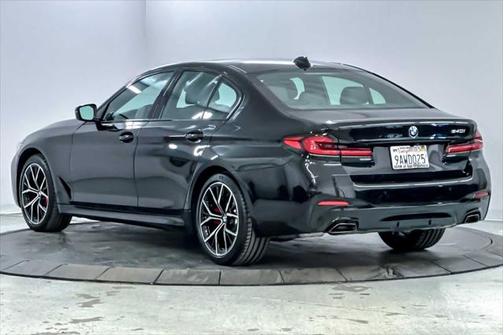 2022 BMW 540 i