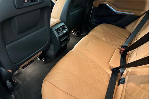 2023 BMW X5 PHEV xDrive45e