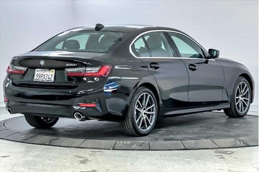 2022 BMW 330 330i