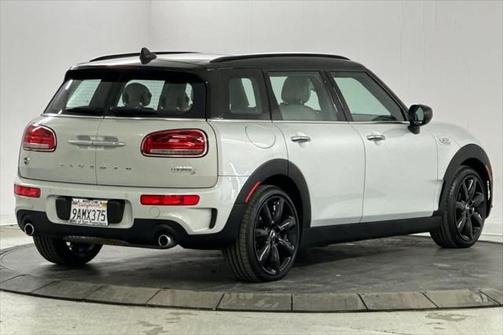 2022 MINI Clubman Cooper S