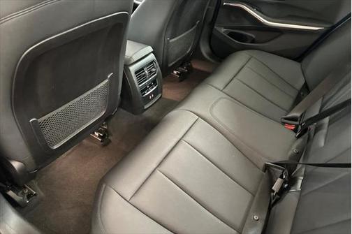 2021 BMW 330 330i