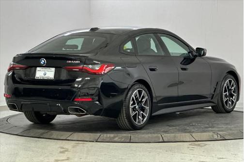 2024 BMW M440 i