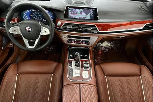2022 BMW ALPINA B7 xDrive