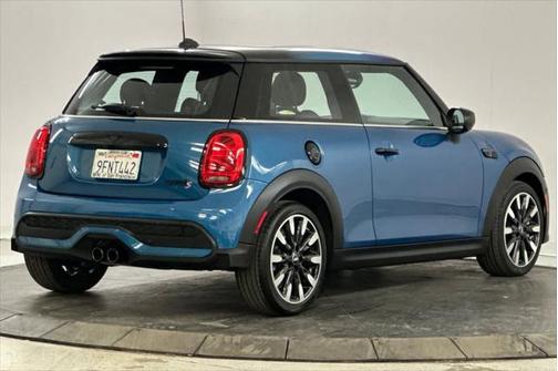 2023 MINI Hardtop Cooper S