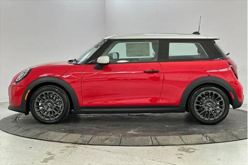 2025 MINI Hardtop Cooper