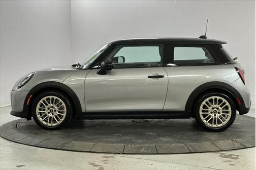 2025 MINI Hardtop Cooper