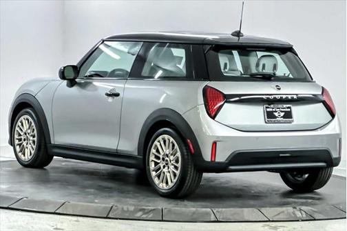 2025 MINI Hardtop Cooper