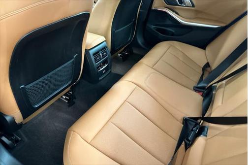 2022 BMW 330 xDrive