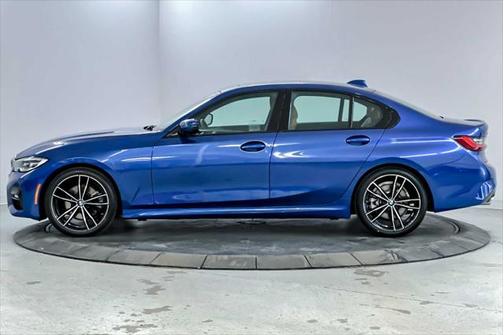 2022 BMW 330 xDrive