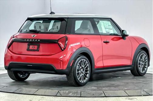 2025 MINI Hardtop Cooper