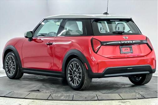 2025 MINI Hardtop Cooper