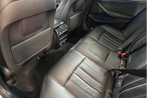 2019 BMW 530e iPerformance