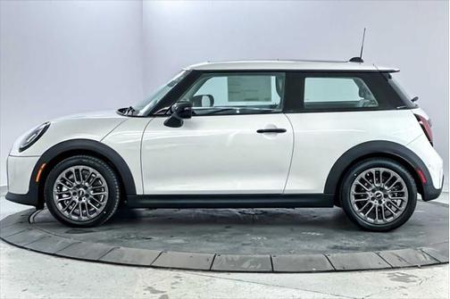2025 MINI Hardtop Cooper