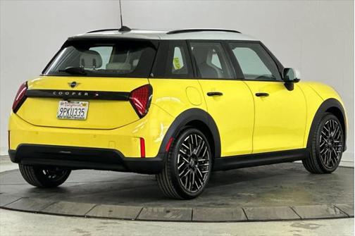2025 MINI Hardtop Cooper S