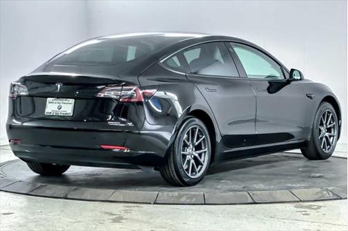 2020 Tesla Model 3 Standard Range