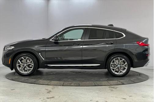 2024 BMW X4 xDrive30i