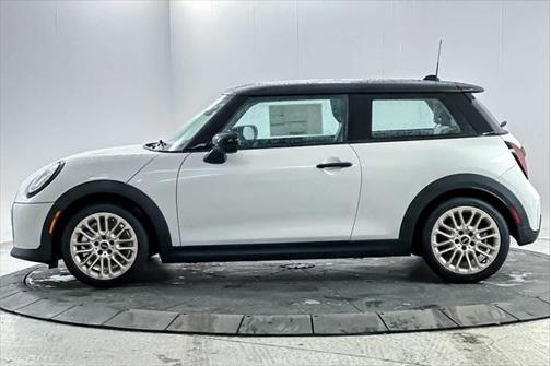 2025 MINI Hardtop Cooper