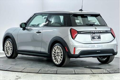 2025 MINI Hardtop Cooper